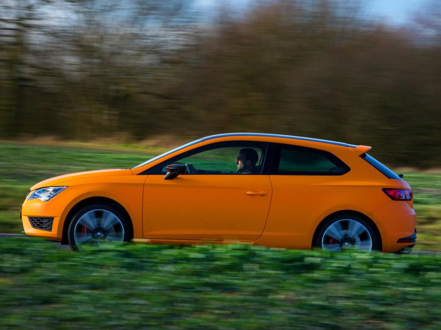  Seat Leon SC Cupra 2014 года  (UK) (фото 3 из 28)